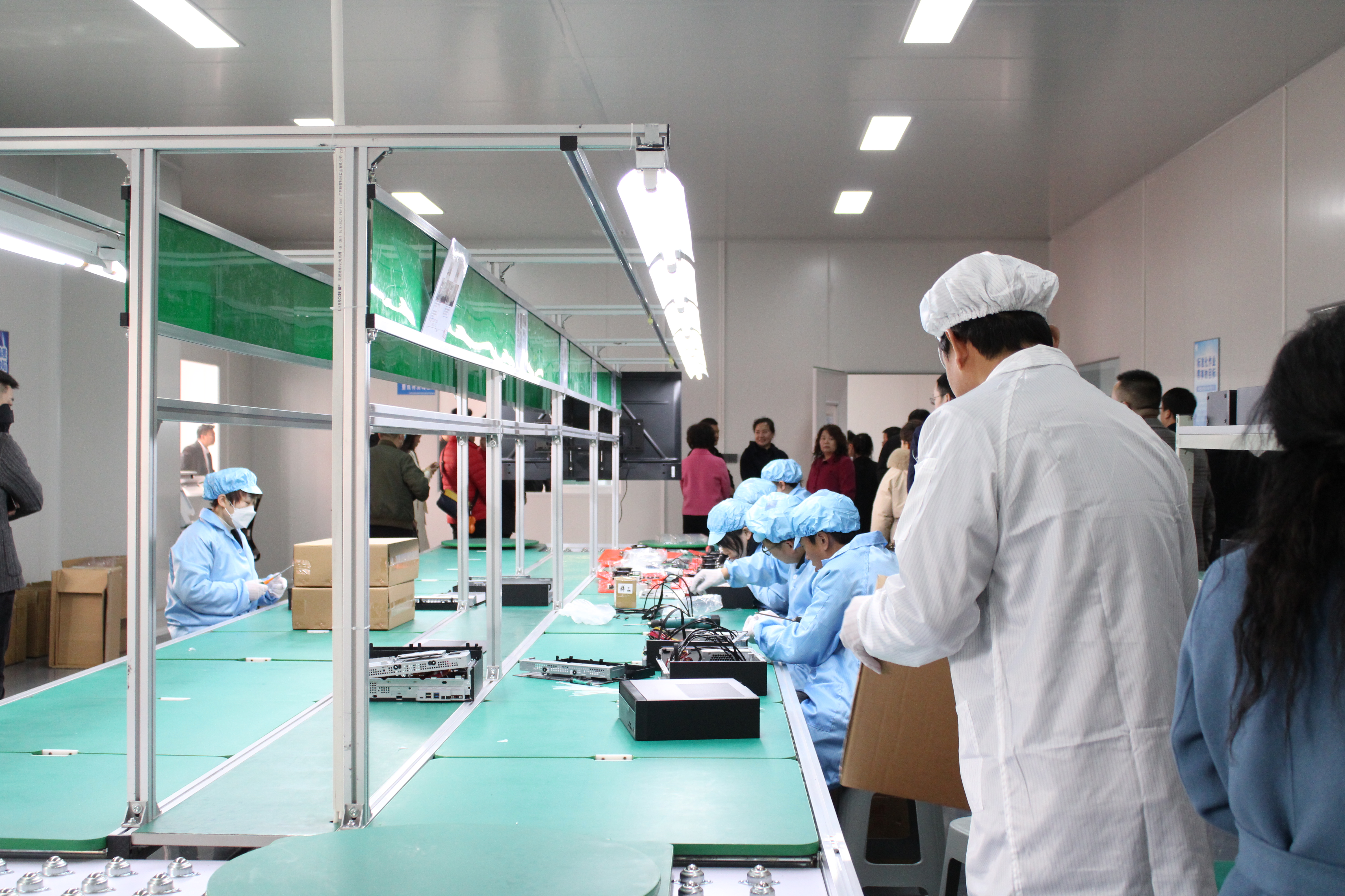 【智慧引領(lǐng)未來  創(chuàng)新驅(qū)動(dòng)發(fā)展】陜西高能國產(chǎn)信息化終端設(shè)備設(shè)計(jì)研發(fā)生產(chǎn)基地正式投產(chǎn)(圖10)