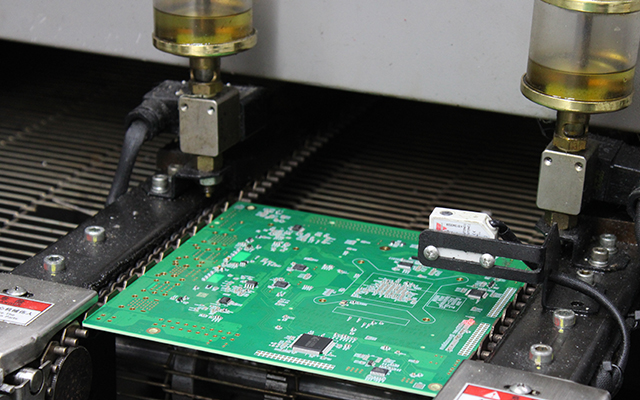 什么是主板？主板上芯片組的功能定義